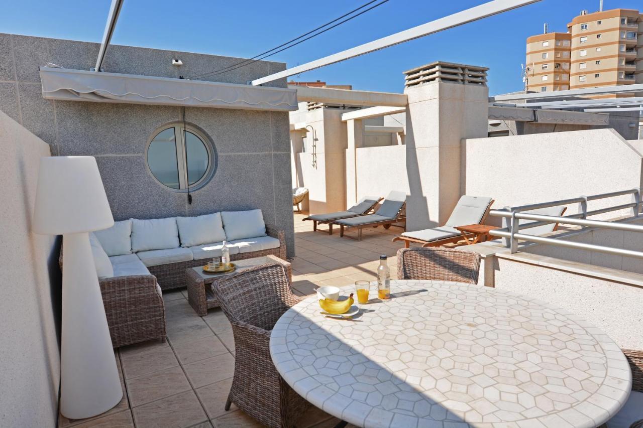 Luxury Beachfront Penthouse By Nras Ел Кампело Екстериор снимка