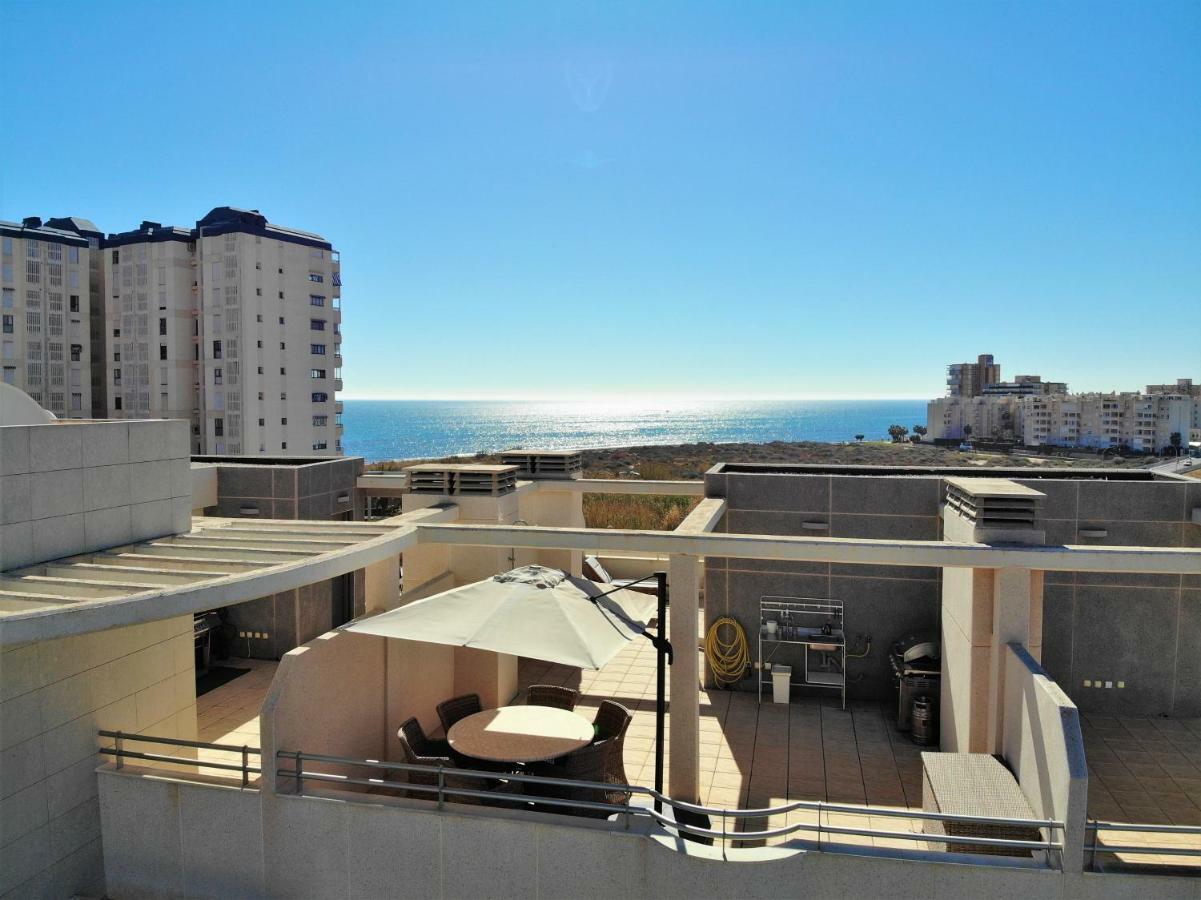 Luxury Beachfront Penthouse By Nras Ел Кампело Екстериор снимка